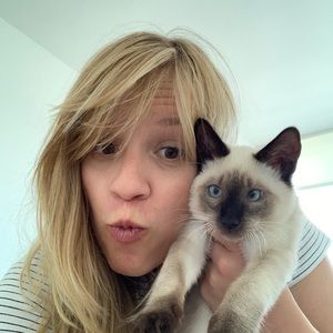 Meet your Posher, Jennifer